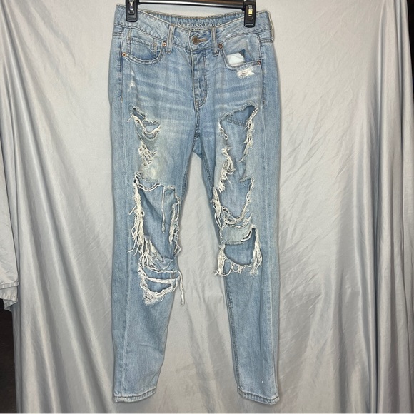 American Eagle Tomboy Jeans - Picture 2 of 12